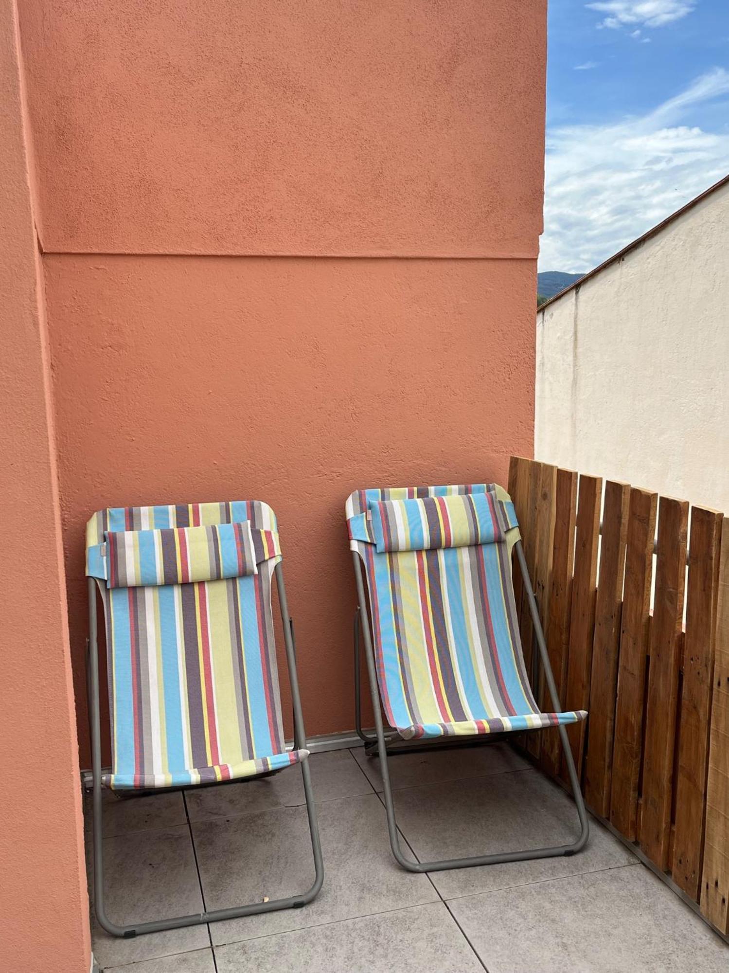 Au Coeur De Ville Avec Terrasse Céret Екстериор снимка